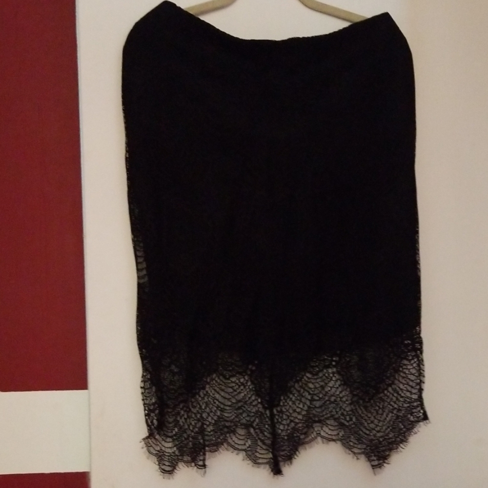 Black skirt